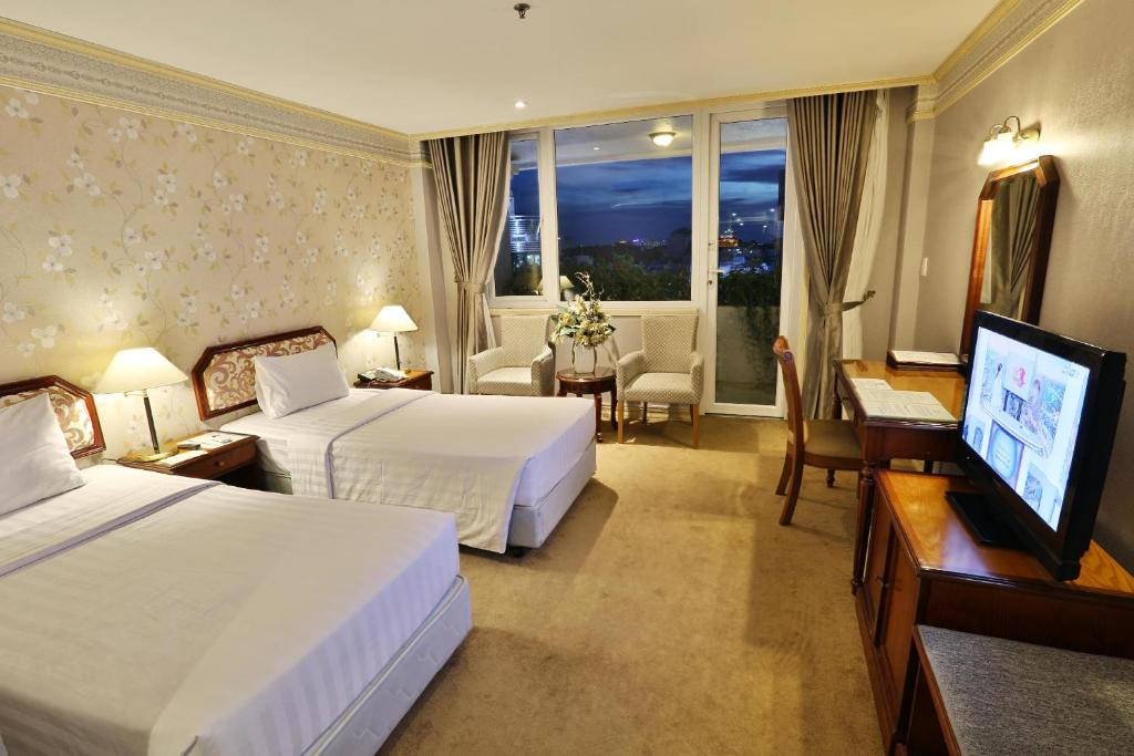   Premium Deluxe (Balcony)